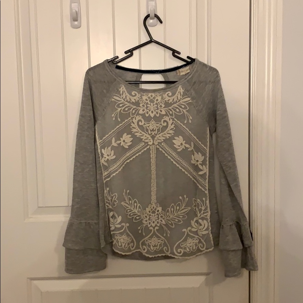 Gray Long Sleeve with White Lace